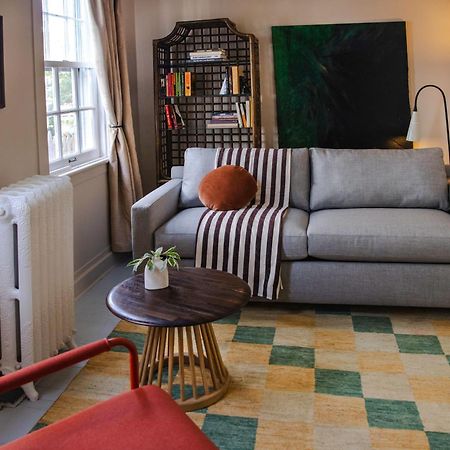 Kingston Carriage House Bed and Breakfast Εξωτερικό φωτογραφία